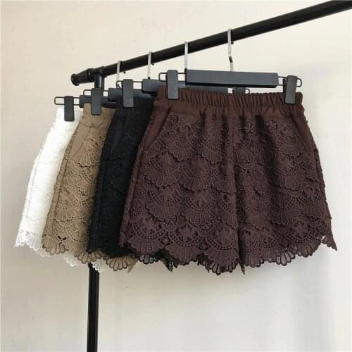 2020 Sexy Lace Shorts Women Spring Summer High Waist Shorts Elastic Wide Leg Short Shorts White Black Lady Short Feminino K584