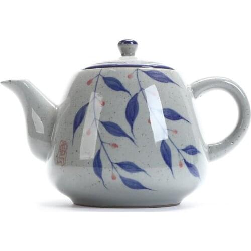 Ceramic Large Teapot With Handle Vintage Hand-painted Blue-and-white Porcelain Filter Teapot 900ml Restaurant Pot