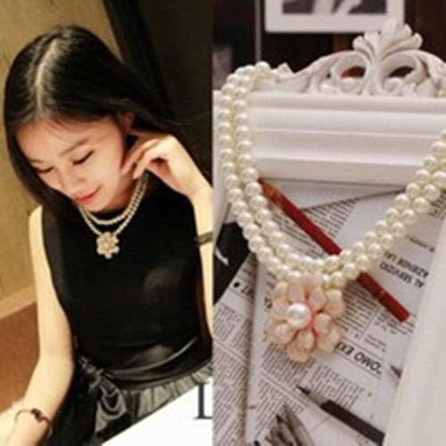 New fashion alloy rhinestone imitation Wild Camellia petal clavicle chain simulated pearl necklace double