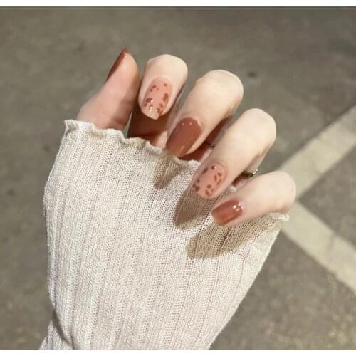 24pcs Leopard Nail Patch Glue Type Removable Short Paragraph Fashion Manicure Save Time False Nail Patch DL