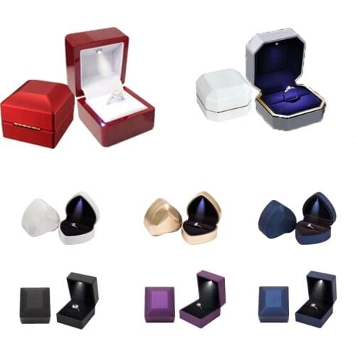 High Quality Jewelry Box With LED Light For Engagement Wedding Rings Box Festival Birthday Jewerly Ring Display Gift Boxes