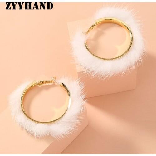Golden Color Soft Fur Women Hoop Earring Lady White Long Villus Girl Engagement Wedding Ear Jewellry
