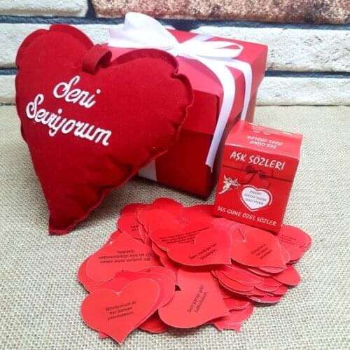 Modern E-Hediyeci I Love You Padded Romantic Gift Box