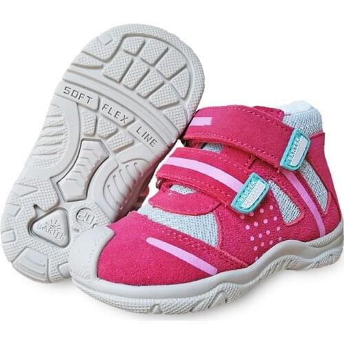 Super quality 1pair Orthopedic Children Girl back hard Shoes arch support Genuine Leather Kids' Sneakers
