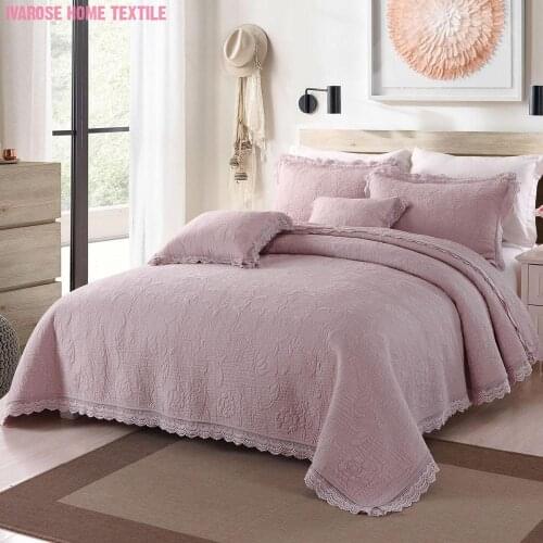 Luxury Dusty Pink and Gray Floral Pattern Quilted Cotton Bedspread Queen 3Pcs Chic Lace Edge Coverlet Pillow shams Bedding set