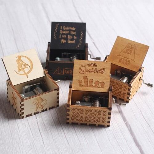 New Black You are MY Queen Bohemian Rhapsody Hand Cranked Wood Music Box SCOUTING LEGION Festival Souvenir Gift