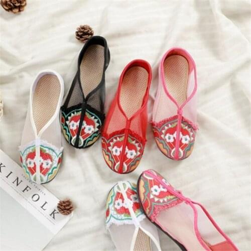 Womens Summer Colors Flat Shoes Ladies Chinese Embroidered Handmade Mules Shoes Female Designer Lazy Slippers Walking Shoes New