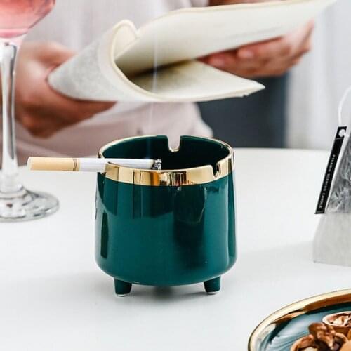 Cigarette Smoking Holder Solid Color Houdehold Accessories Home Decor Creative Ceramic Ashtray Fashuion Tripod Ash Tray