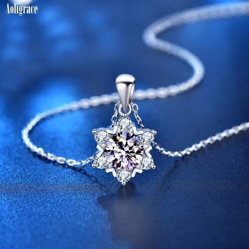 2021 New Fashion Snow Moissanite Pendant Necklace for Women 925 Sterling Silver Dainty Wedding Party Jewelry Accessories Gifts