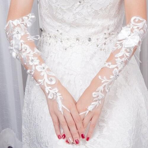 BONJEAN Fingerless Bridal Gloves