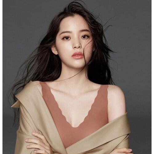 Ouyang Nana underwear female U bras seamless sports vest seamless thin deep V sleep bra