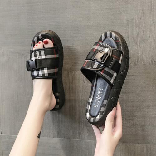 Womens muffin, thick bottom, fashion buckle, 2021 summer new versatile, lazy people pedal sandals