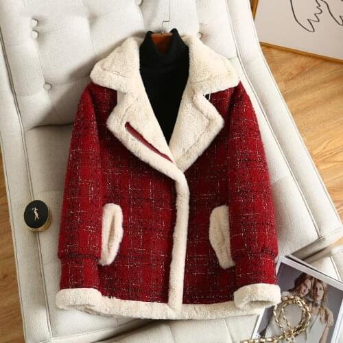 Bella new Winter Women British Style Red Plaid Fur Jacket Imitation Lamb Wool Thick Coat Short Small Fragrance Style Lady Jacket