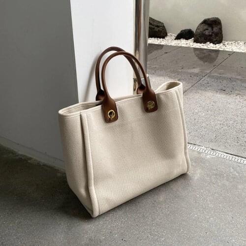 New Fashion Simple Personality 2021 Brand Summer Splicing Chain Canvas Shoulder Tote High Capacity Luxury Women‘S Designer Bag