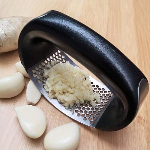 Kitchen Garlic Rocker Garlic Press Ginger Crusher Stainless Steel Ergonomics Labor Saving With Plastic Handle Easy To Wash