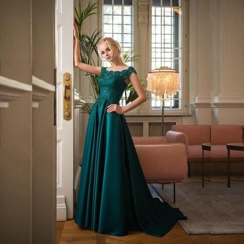 New Arrival Graceful Dark Green Prom Party Dresses Cap Sleeves Illusion Jewel Neck Back Out Wedding Guest Gowns Lace Beaded 2021