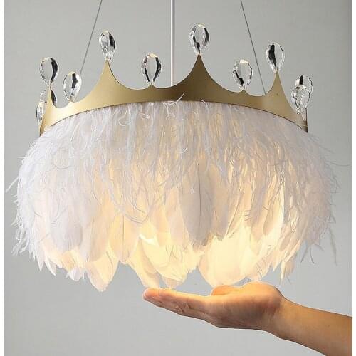 Kobuc Modern White Feather Pendant Lights Gold Crown Girls room Hanging Lamp with Crystal Decor for Bedroom Hotel AC110V 220V