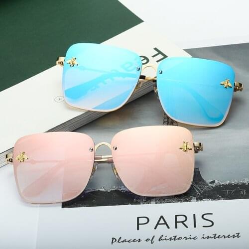 Luxury Brand Designer Fashion Bee Sunglasse Women Men Vintage Square Sun Glasses Gradient Lens Pink Shades Lentes De Sol Mujer