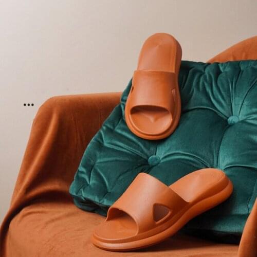 Simple Luxury Home Slippers Women Solid Thicken EVA Slides Indoor Bathroom Flip Flops Couples Summer New Beach Slippers