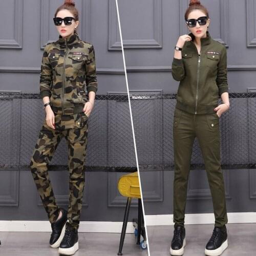 The new womens 2019 spring and autumn fashion casual large-size camouflage tactical suit military service two piece set AL228