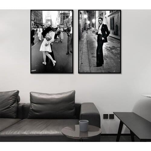 Vintage New York Street Lover Kiss Wall Art Posters Nordic Fashion Figure Painting Black and White Canvas Print for Home Decor