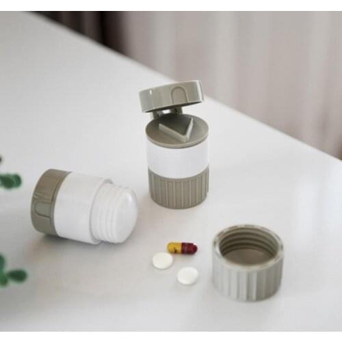 4 In 1 Portable Children Medicine Cutter Powder Tablet Grinder Powder Pill Cutting Machine Medicine Slitting Box Storage Grinder