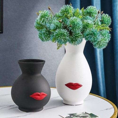 Nordic Ceramic Human Face Art Vase Ornaments Living Room TV Cabinet Desktop Flower Arrangement Dried Flower Vase Home Decoration