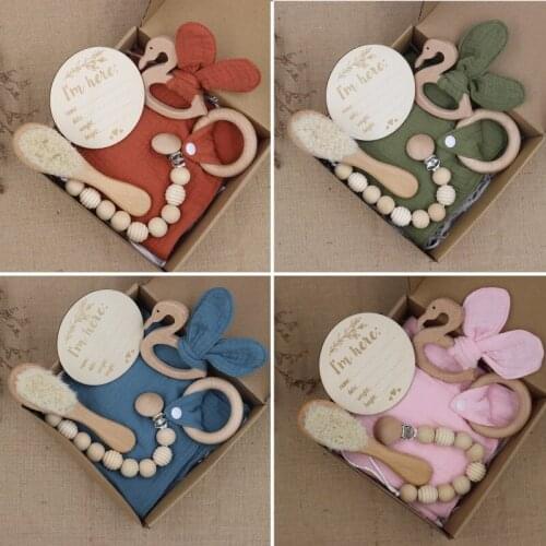 Baby Milestones Cards Brush Flamingo Rattle Teether Toy Wooden Pacifier Chain Comforting Towel Newborn Baby Gift Set
