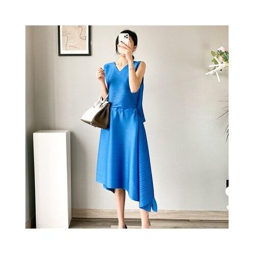 HOT SELLING Miyake The dress fashion v-neck sleeveless solid Backless irregular dress IN STOCK