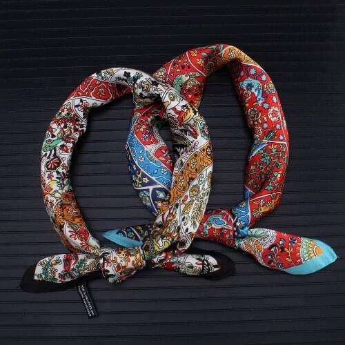 Flower and Bird Kingdom Wild SatinFemale Bandana Shawl Silk Neck Scarves Scarves For Women Neckerchief Hand Kerchief Hair Scarf