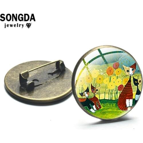 SONGDA New Product Colorful Cats Family Art Patterns Lapel Pins Round Glass Surface All-Match Trinkets for Best Gift of Everyone