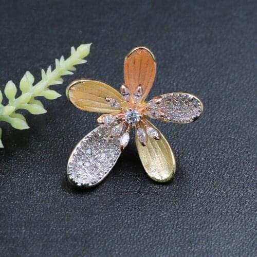 Vanifin Fashion Jewelry New Design Exquisite Flower Brooch Pin for Girls Engagement Daily Micro Paved Zircon Popular Gifts