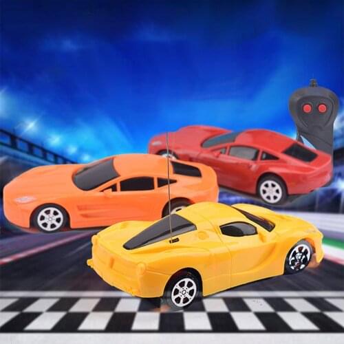 1: 24 Electric Two Way Remote Control Vehicle Simulation Car Model Childrens Wireless Remote Control Toy Car