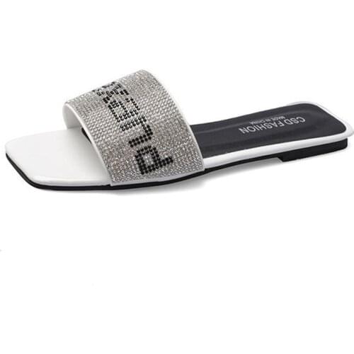 Brand Design Summers Rhinestone Women Slippers Sandals Antiskid Flat Sole Slippers Woman Sandals Slides Beach Shoes Plus Size