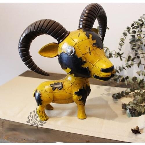 Creative Yellow African Animal Art statue Ornaments unique Nordic map surface Antelope and cattle fine resin sculpture