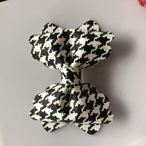 Pinch scalope bow cutting die SMR-bow0045