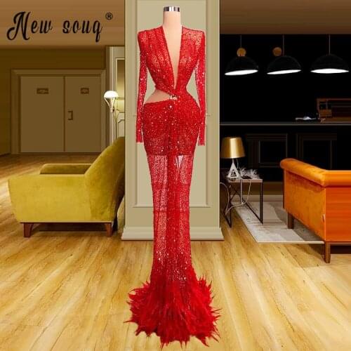 2021 Red Long Evening Dress With Feathers Sexy Deep V Neck Full Beading Evening Gowns Vestido De Novia Middle East Custom