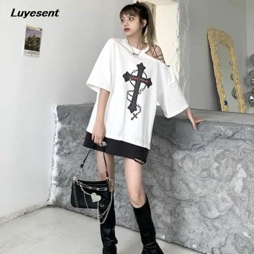 White Punk Lady Gothic Street T Shirt Cross Chain Print Women One Side Off Shoulder T-shirt Lace-up Fake Two Pieces Cotton Tops