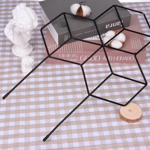 Planting Support Frame Metal Rust-proof Garden Plants Homemade Wire Wreath Square Wrought Iron Vine Rack Plant Support Stake