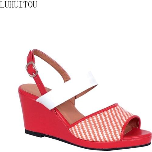 LUHUITOU Women's Shoes With A Strap