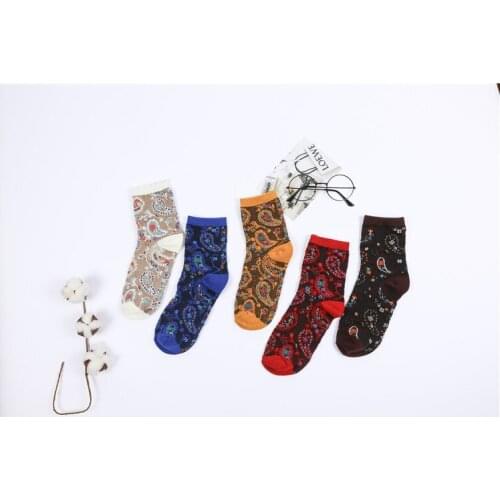 100pairs/lot fedex fast woman casual Autumn Winter Warm Standard Comfortable Ladies Ethnic style pattern cotton socks (good)