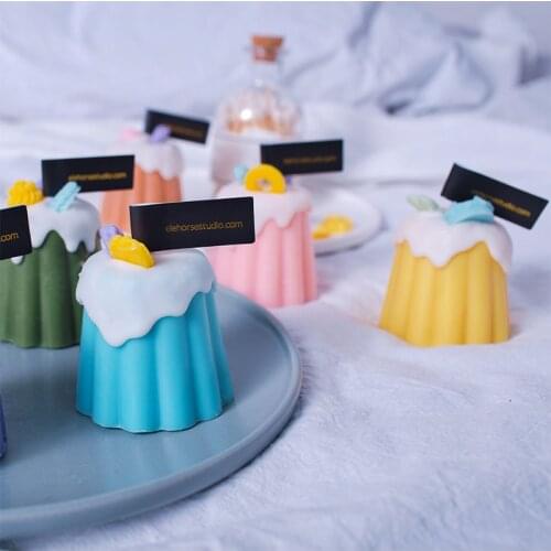 90g Cute Cake Shape Candle Buttery Flavor Aromatherapy Candle Mothers Day Birthday Decoration Soy Wax Scented Candles 6 Colors