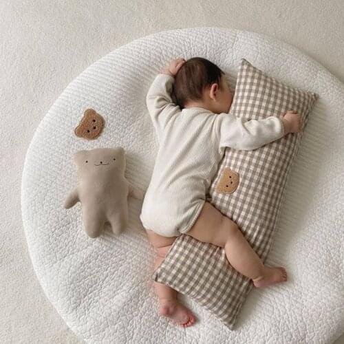 OIMG Newborn Pillows