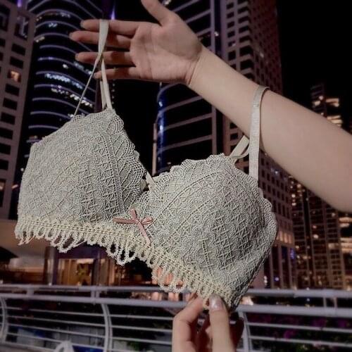 Beautiful back underwear female student Japanese sexy sweet bra small flat chest gathered adjustment type non-wire sports bra