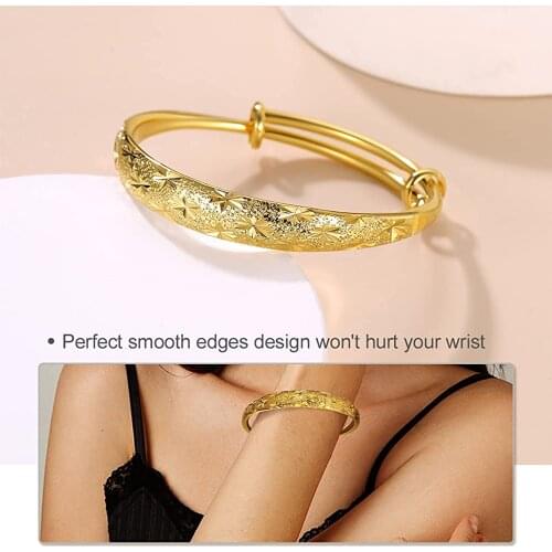 GOLDCHIC Wrist Bracelets
