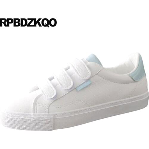 Round toe comfortable korean ladies casual sneakers chinese trainers drop shipping 2019 women size 9 flats cheap shoes china