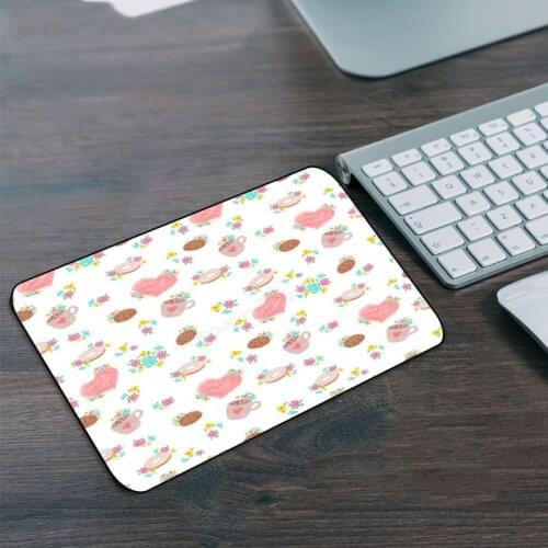 Small 180x220mm Mouse Pad for Girl CS Go To Counter Strike Mouse Pad DIY Standard Design Computer Game Peripheral Table Mat CSGO