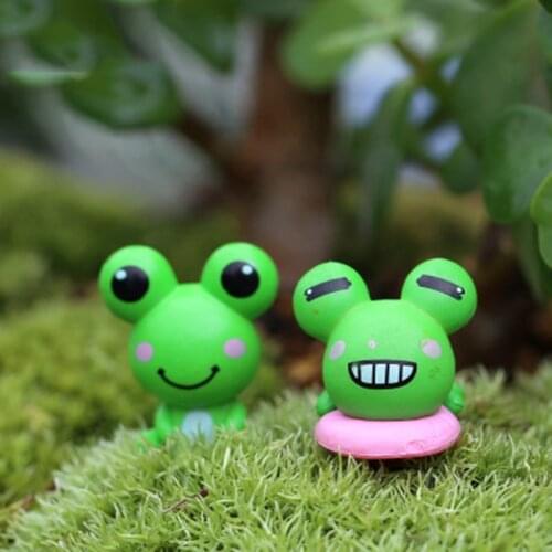 ZOCDOU 2 Pieces Big Eye Toad Frog Childhood Rana Model Small Statue Figurine Crafts Figure Ornament Miniatures DIY Home Decor