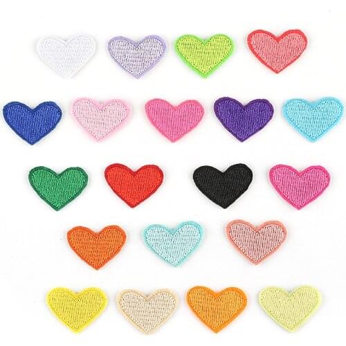 4pcs Heart Applique Embroidery Patch Iron on Patches Embroidery Applique Patches for Clothing Parches Bordados Para Ropa