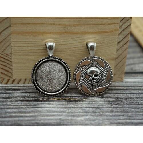 3PCS/lot inner size 20mm round Metal Skull cabochons Base for making necklace jewelry used on leather cord Pendant Tray supply